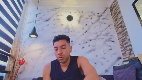 Max Hornye online show from 04/22/26, 07:15