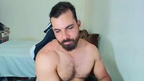 max_love25 online show from 10/15/25, 10:32