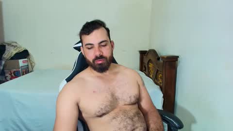 max_love25 online show from 10/20/25, 09:37