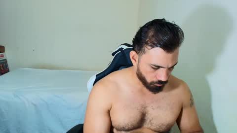 max_love25 online show from 11/24/25, 10:53