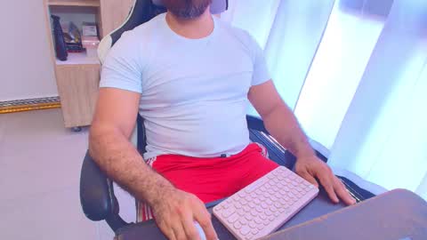 max_love25 online show from 03/16/26, 08:24