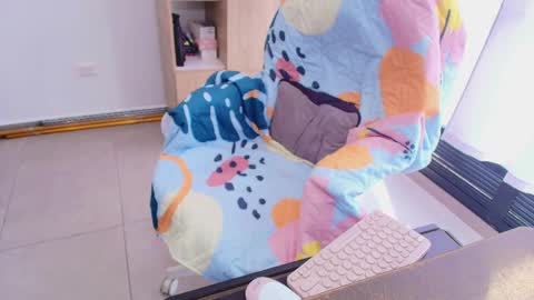 Snapshot of max_love25 chatting on 05/19/26, 08:48 max_love25 online show from 05/19/26, 08:48
