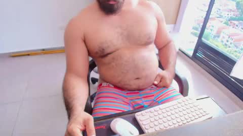 Snapshot of max_love25 chatting on 06/01/26, 09:05 max_love25 online show from 06/01/26, 09:05