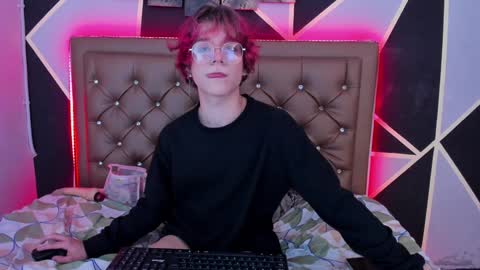 Max lover1 online show from 12/14/24, 03:58