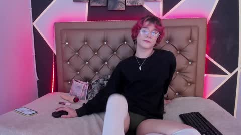 Max lover1 online show from 12/19/24, 03:08