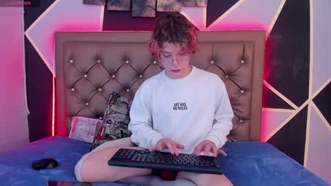 Max lover1 online show from 01/08/25, 03:39