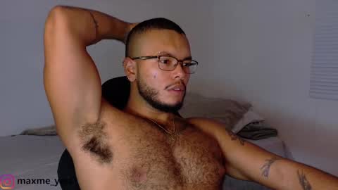 Snapshot of max_meyer chatting on 11/10/25, 10:42 max_meyer online show from 11/10/25, 10:42