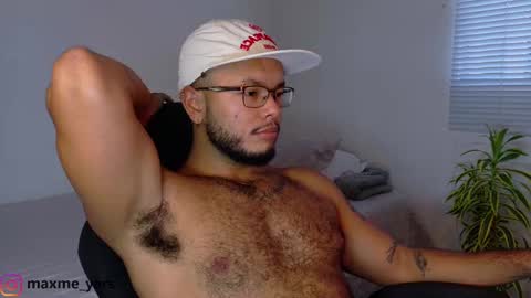 Snapshot of max_meyer chatting on 11/13/25, 09:58 max_meyer online show from 11/13/25, 09:58