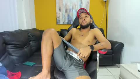 Snapshot of max_sexyhot26 chatting on 01/07/25, 05:54 max_sexyhot26 online show from 01/07/25, 05:54