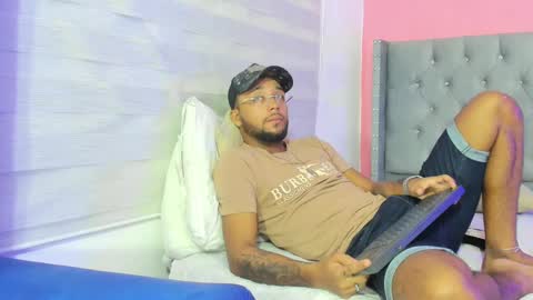 Snapshot of max_sexyhot26 chatting on 01/30/25, 02:38 max_sexyhot26 online show from 01/30/25, 02:38