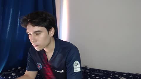 Snapshot of max_snow1616 chatting on 10/05/25, 04:27 max_snow1616 online show from 10/05/25, 04:27