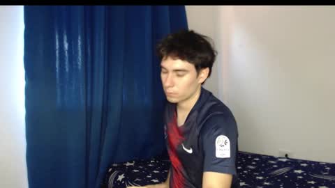 Snapshot of max_snow1616 chatting on 10/08/25, 02:04 max_snow1616 online show from 10/08/25, 02:04