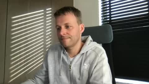 Max take off clothes online show from 03/06/26, 08:44