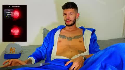 Max Taylor online show from 12/14/25, 03:12