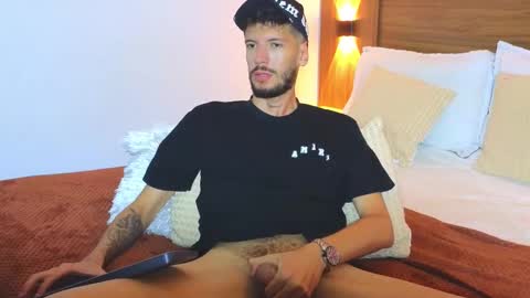 Max Taylor online show from 12/21/25, 09:16