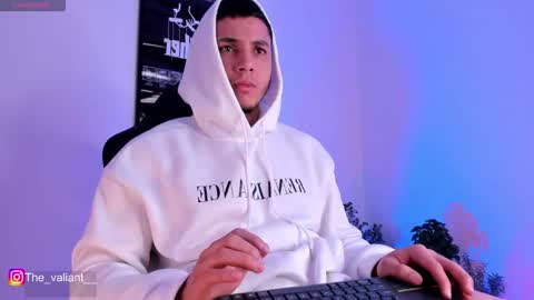 max_valiant1 online show from 03/22/26, 05:00