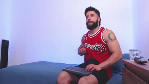 max_xl_ online show from 04/07/26, 12:44