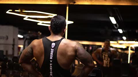 Maxcarther online show from 02/17/25, 08:26