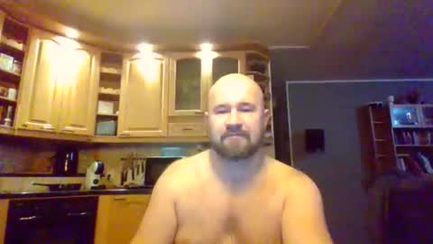 maxhunter online show from 10/23/25, 04:50