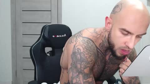 Maximus Fox online show from 12/01/25, 10:09