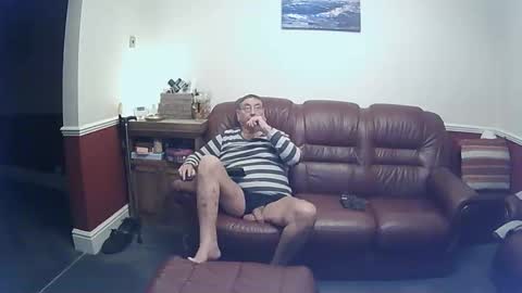 MAX online show from 01/26/25, 09:29