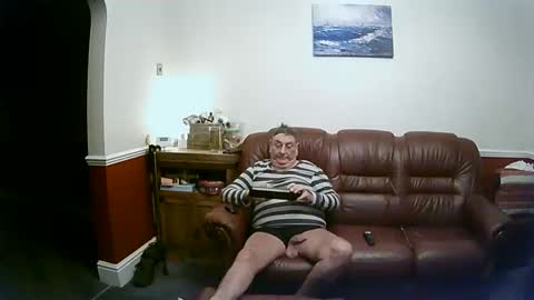 MAX online show from 02/07/25, 09:48