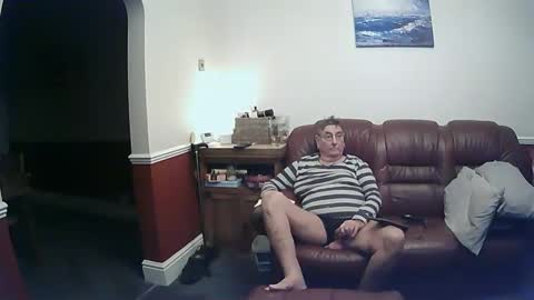 MAX online show from 03/06/25, 10:04