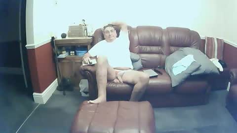 MAX online show from 10/13/25, 09:59