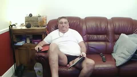 MAX online show from 03/19/26, 10:47