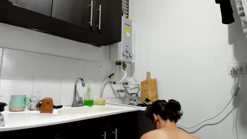 Alex online show from 10/08/25, 07:22