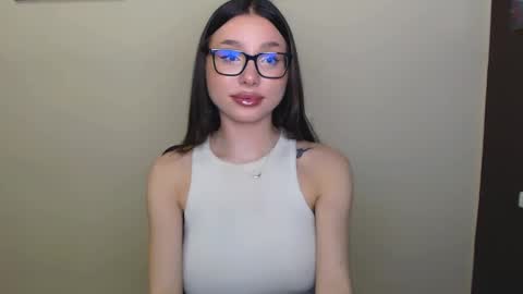 Snapshot of maxi_sweetheart chatting on 01/13/25, 01:28 Joanna online show from 01/13/25, 01:28