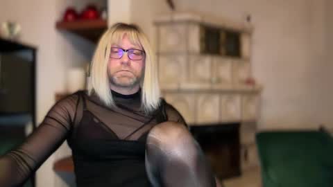 maxicd online show from 01/09/25, 06:57