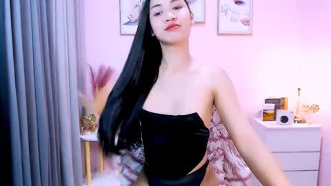 maxie greyson online show from 02/15/25, 12:59