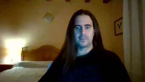 Maxim online show from 05/10/26, 09:42