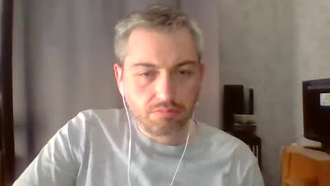 Snapshot of maximefrxx chatting on 07/11/26, 02:31 Maxime online show from 07/11/26, 02:31