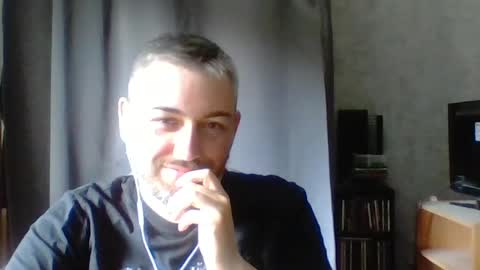 Snapshot of maximefrxx chatting on 07/21/26, 09:55 Maxime online show from 07/21/26, 09:55