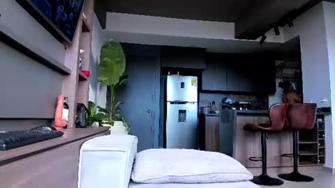 maximo_and_marcelo online show from 07/16/26, 12:11