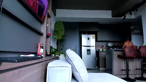 maximo_and_marcelo online show from 07/20/26, 12:07