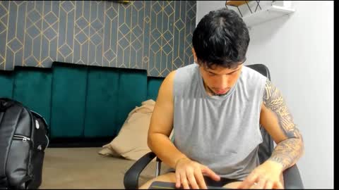 maximo_lane online show from 03/06/26, 01:24