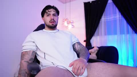 Maximo online show from 04/21/26, 02:15