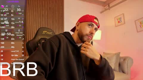 Maximo Wolf online show from 04/22/26, 08:06