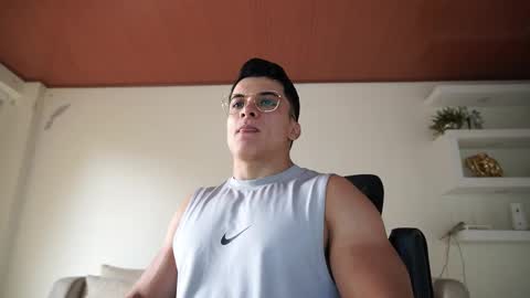 Sebastian online show from 03/12/26, 01:06