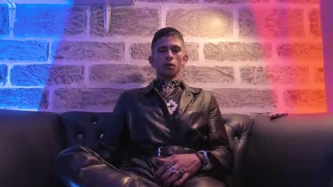 MAXIMO online show from 03/22/26, 12:36