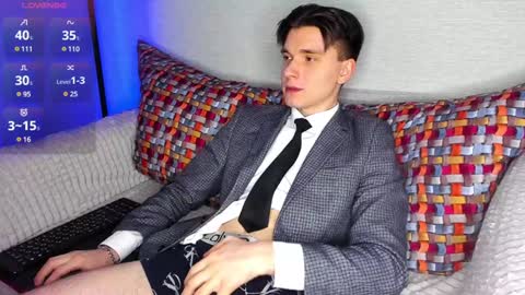 Max online show from 01/03/25, 03:44