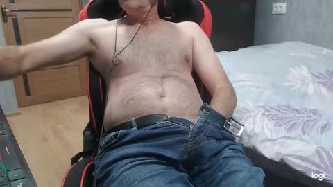 maximus3334 online show from 09/14/25, 10:31