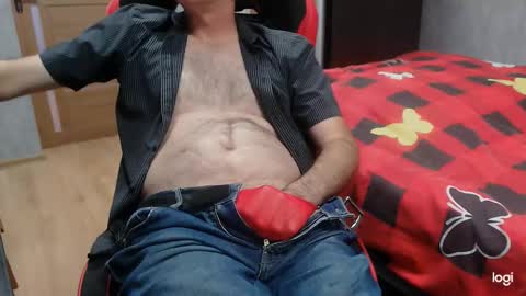 maximus3334 online show from 10/17/25, 09:45