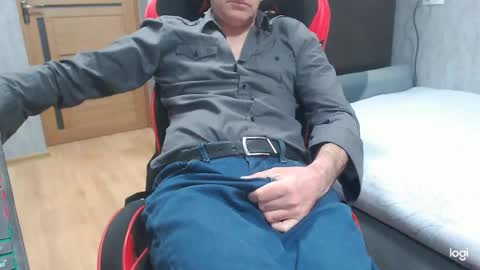 maximus3334 online show from 04/01/26, 08:50