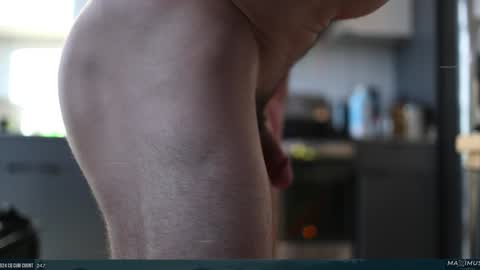 Maximus7871 online show from 12/01/24, 08:42