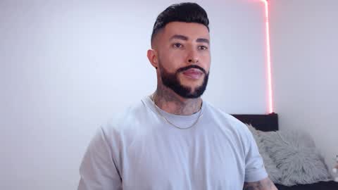 Independent Model online show from 09/11/25, 03:06