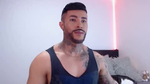 Independent Model online show from 10/27/25, 02:48